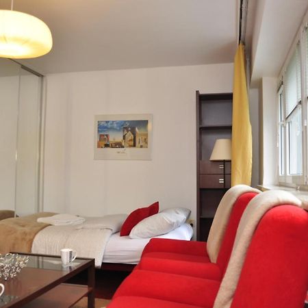 Prudentia Apartments Moko Economy Varsó Kültér fotó